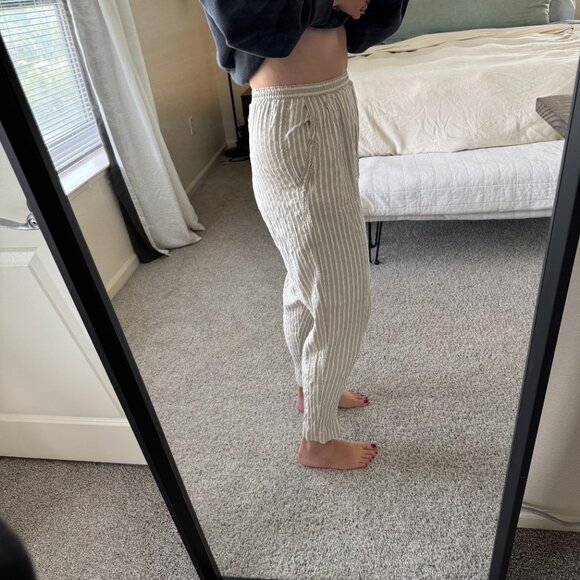 Emporio Armani Beige Italian Linen Taper Leg Pants Size Medium - Picture 2 of 12